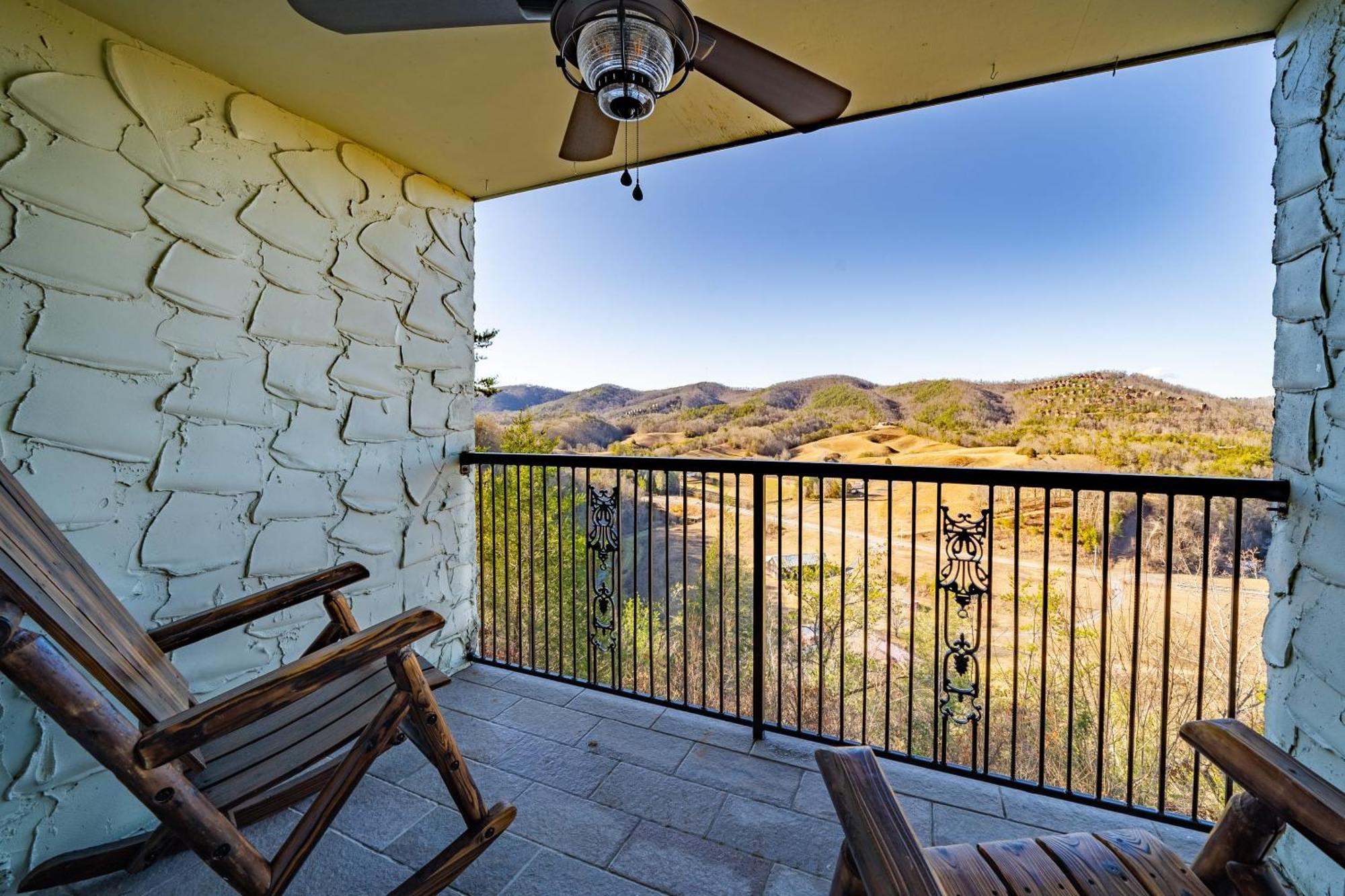 Mountain Views At Dolly'S Castle Unit 4 Villa Sevierville Exterior photo